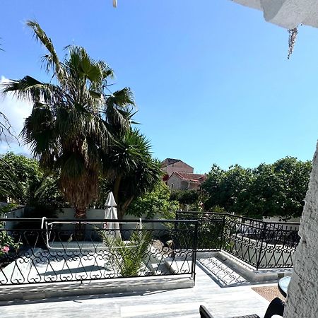 Mani Spot Hotel Areopoli Exterior photo
